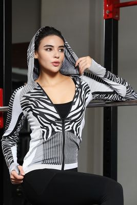 Full Zip Hoodie mit langem Ärmeln Feuchtigkeit entfernen Daumenlöcher Nachhaltiges Athleisure